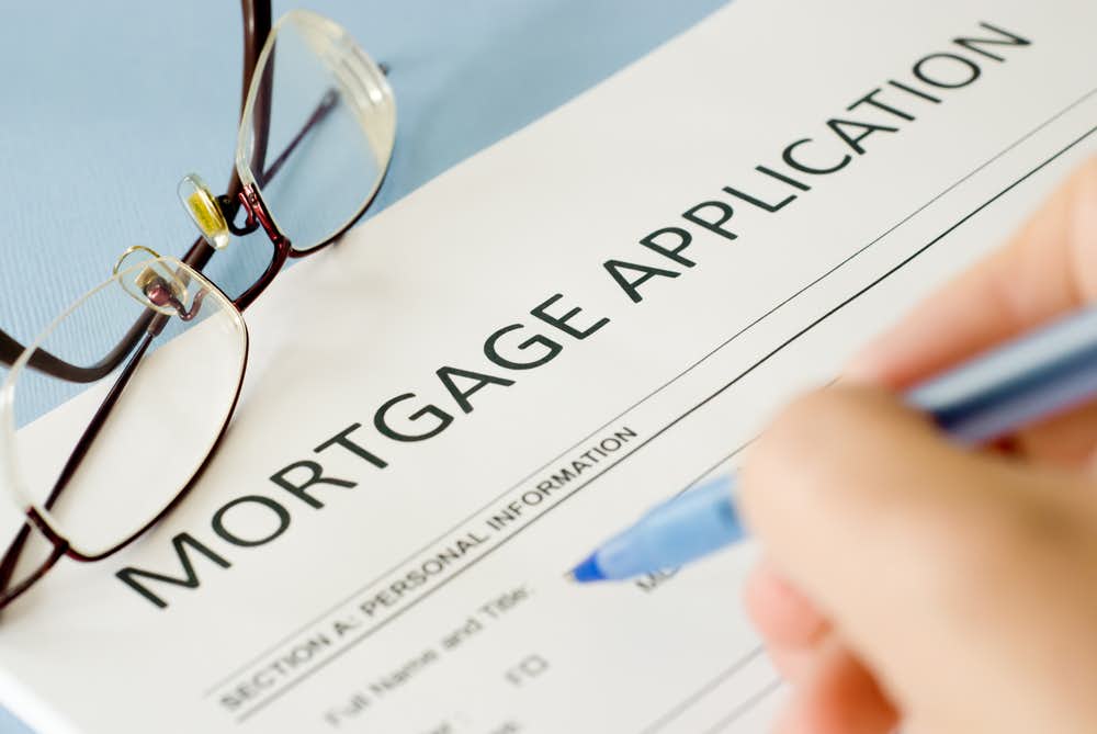 How does a mortgage application work?